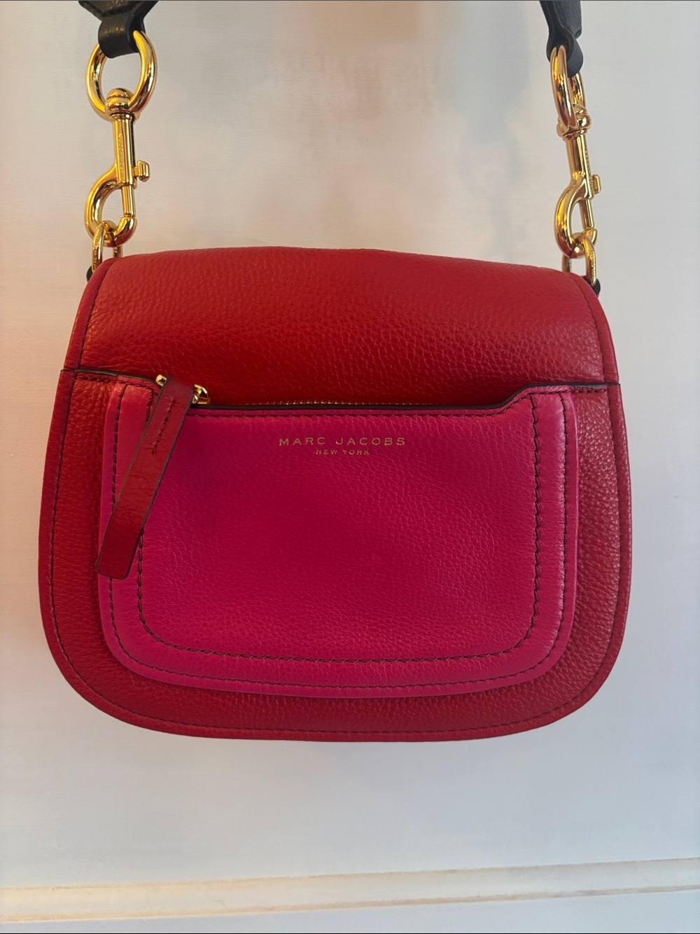 Marc Jacobs Two-Tone Red and Pink Leather Crossbody